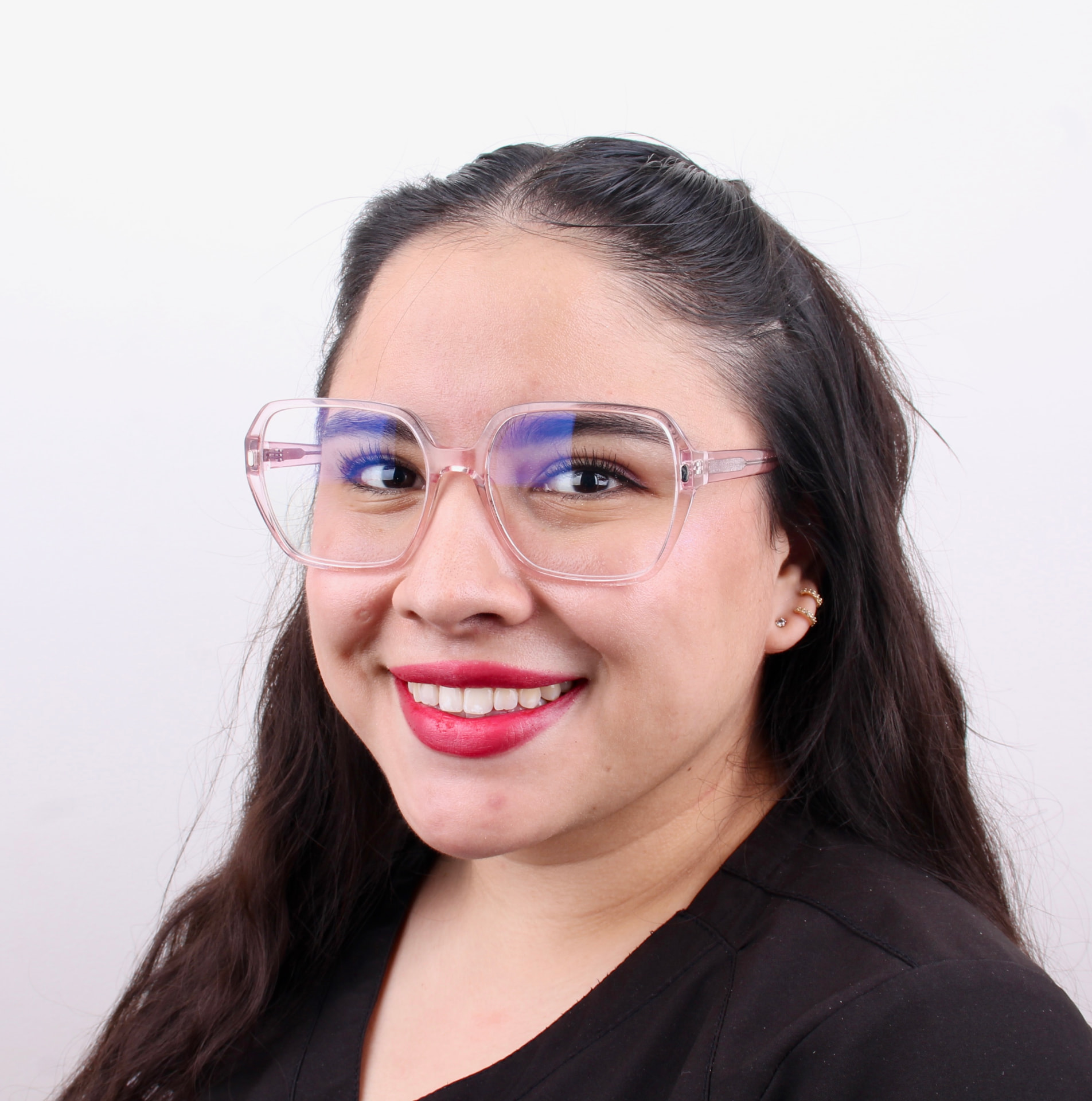 Dra. Andrea Elisa Delgado Alcalá, Cirujano Dentista