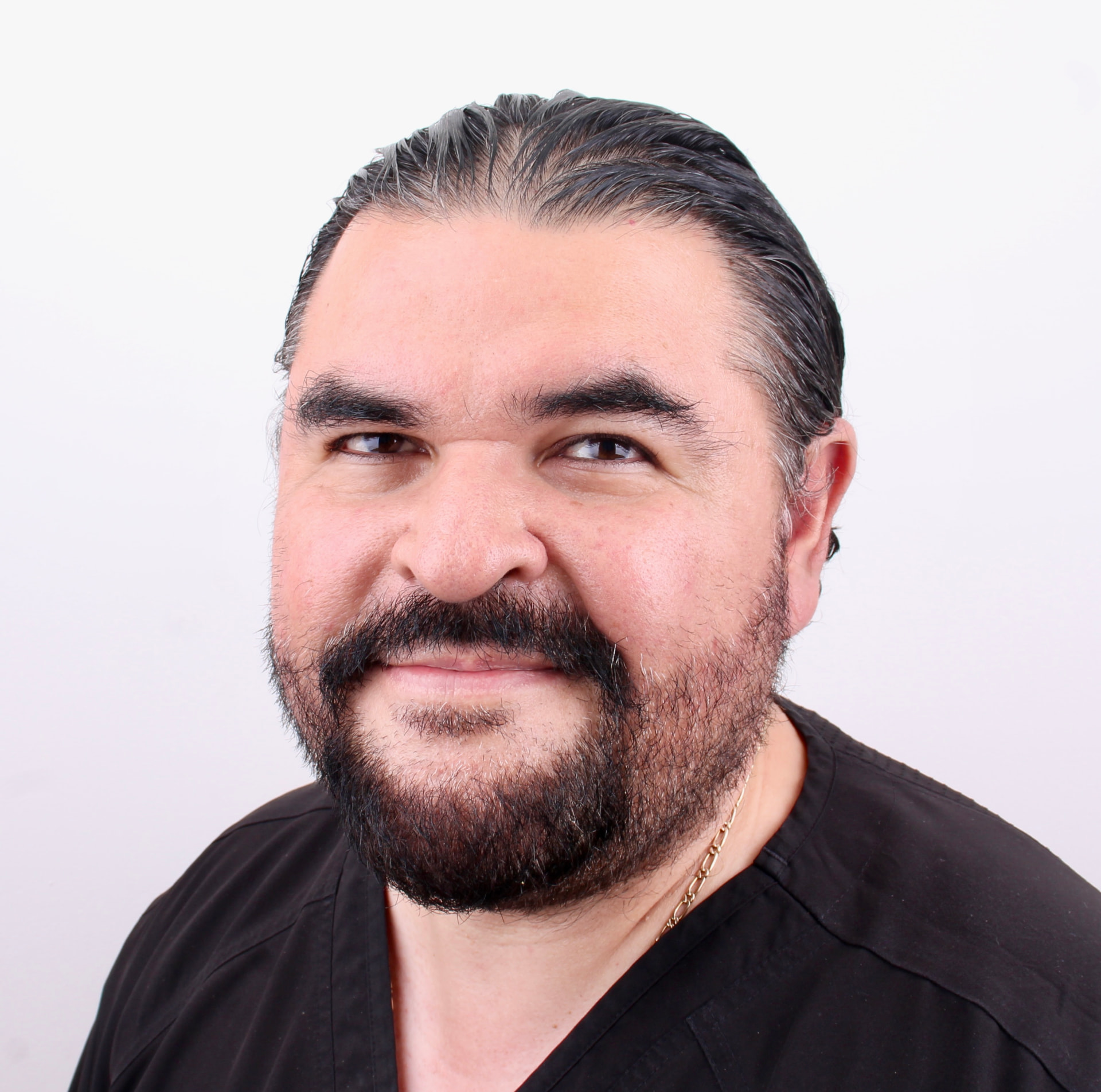 Dr. Armando Cervantes Alanís, Cirujano Maxilofacial